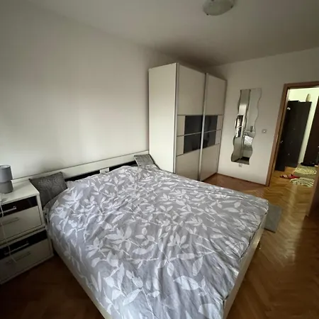 Bozicapartments Διαμέρισμα Jagodina