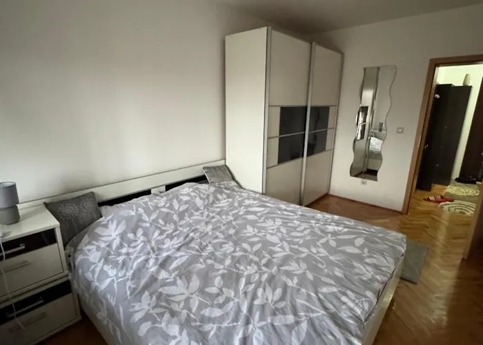 Bozicapartments Διαμέρισμα Jagodina